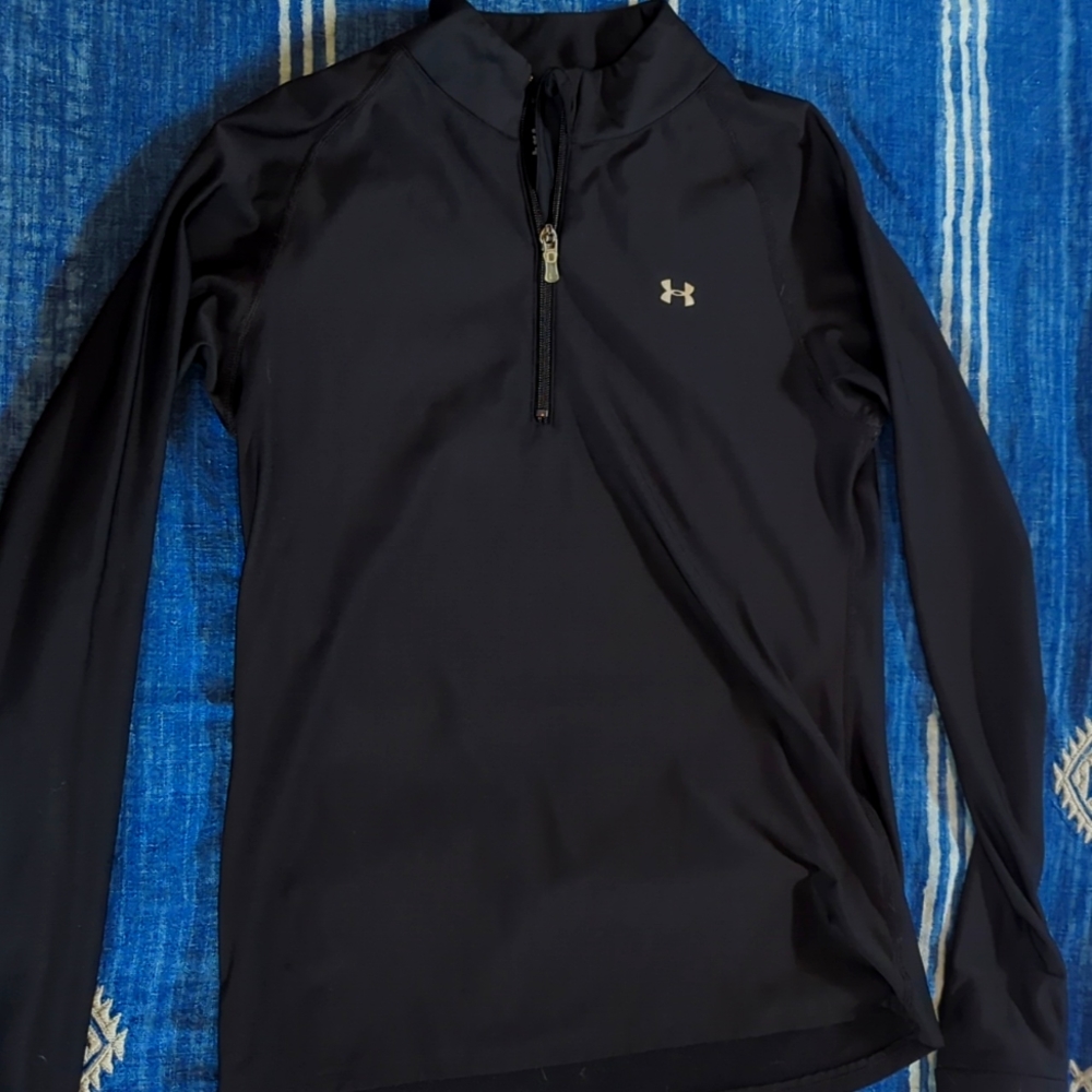 Under Armour Black half zip. Size medium.